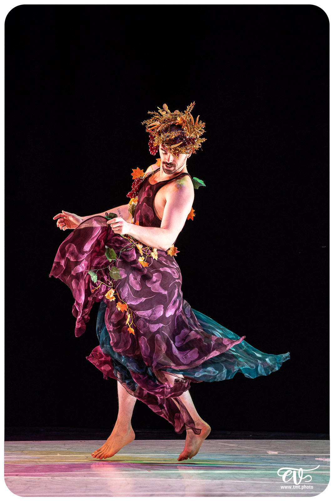 A4 (COMME LA FEUILLE) CIE CHICOS MAMBO